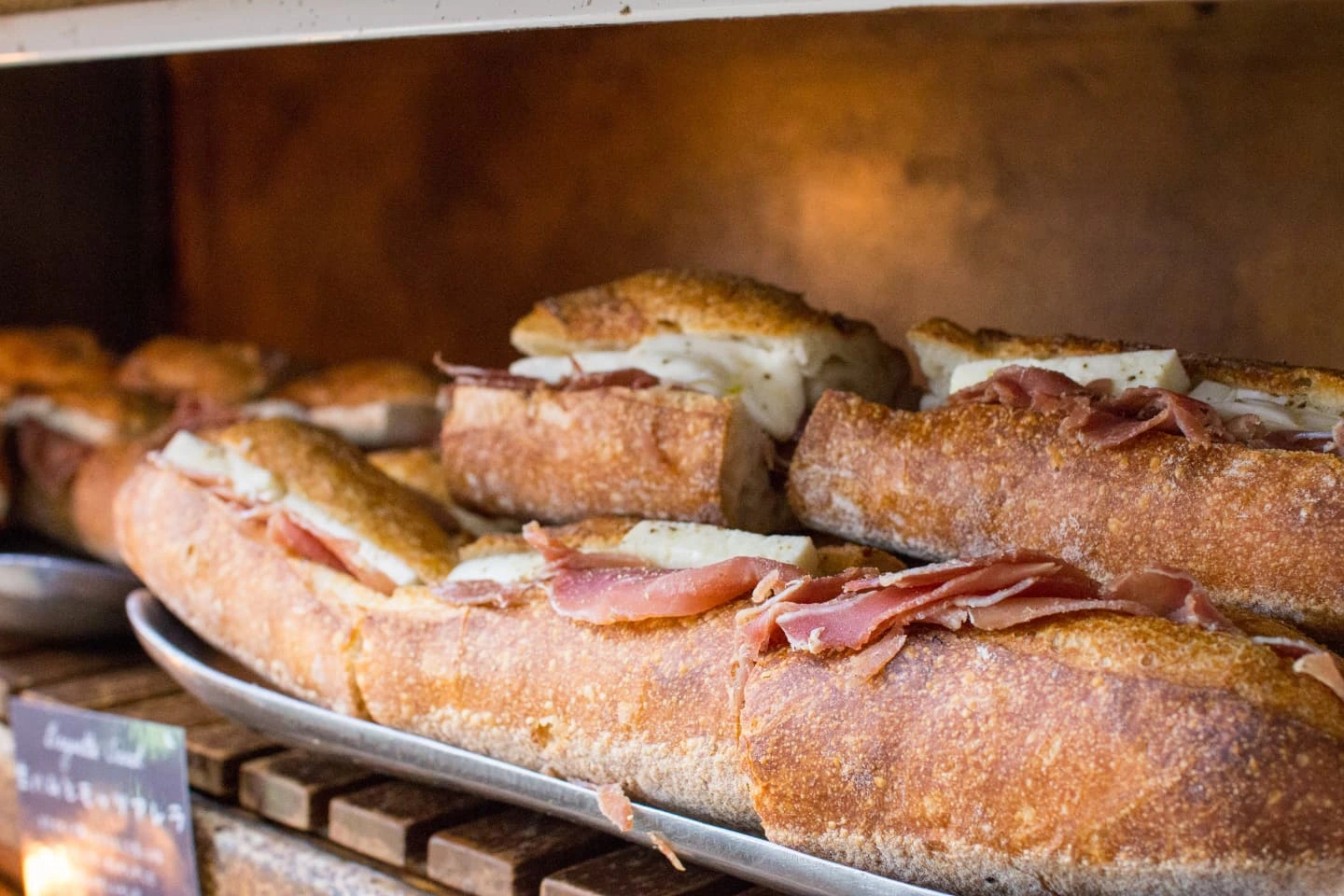 バゲットサンド・サンドウィッチ豊富にご用意しています(2025.09.04)