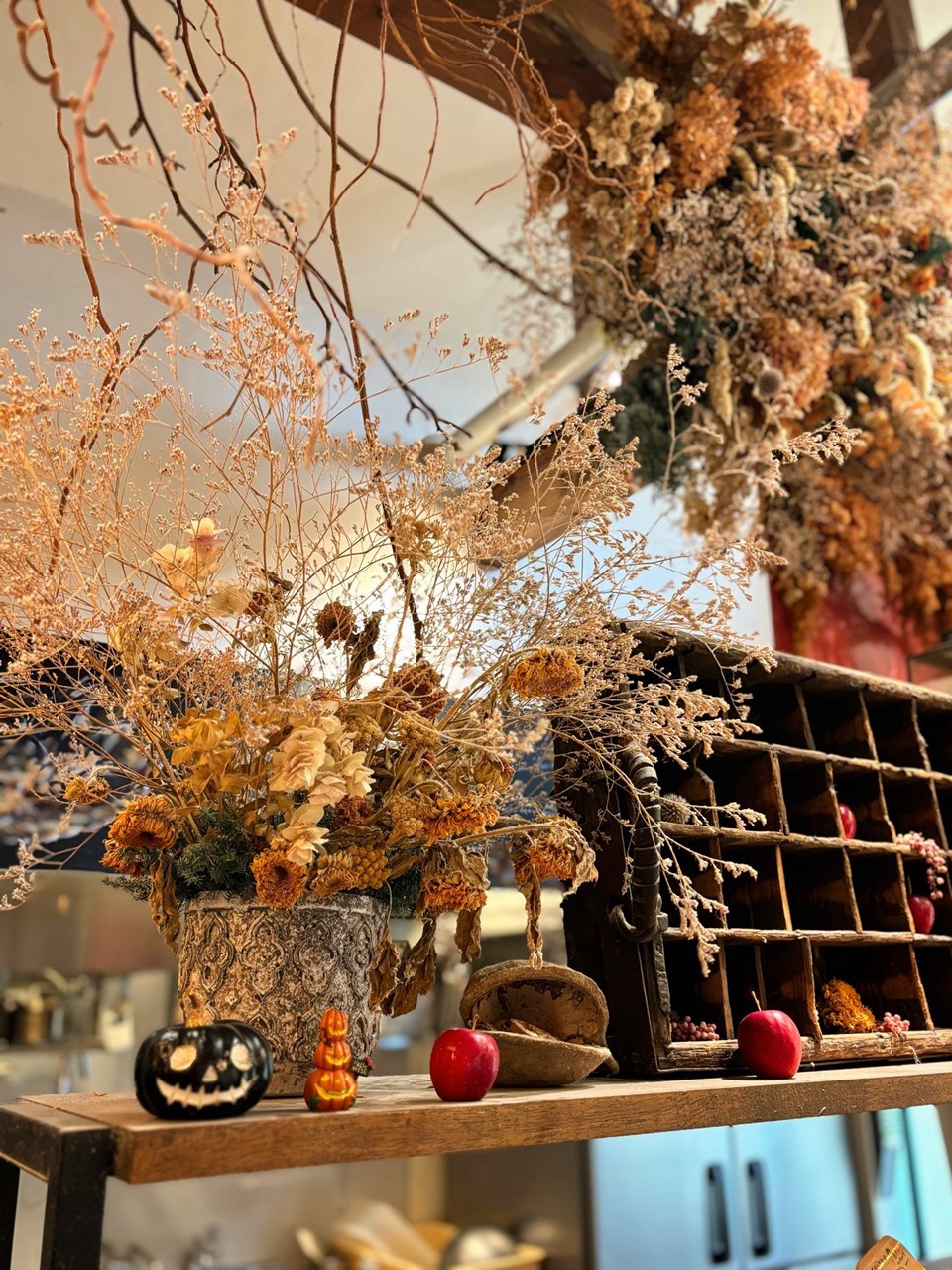 ハロウィンも近づきお店もハロウィン仕様（2025.10.23）