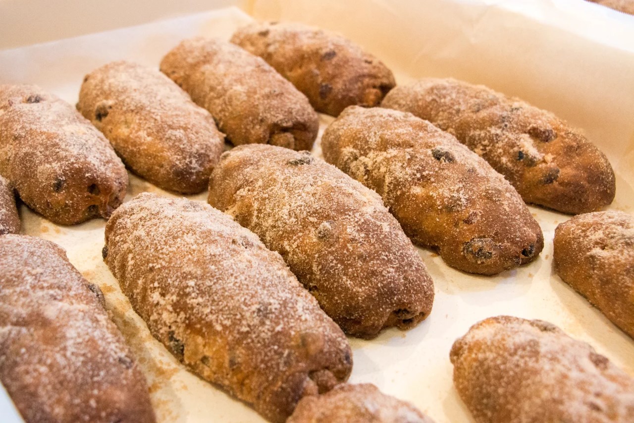 本日より今年の丘パンのシュトーレンご用意させていただいています（2025.10.28）