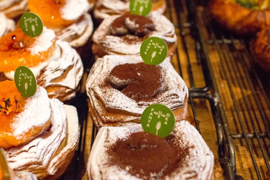 人気の「テリーヌショコラ」と「抹茶のテリーヌ」のデニッシュ、本日もご用意しています（2026.03.13）