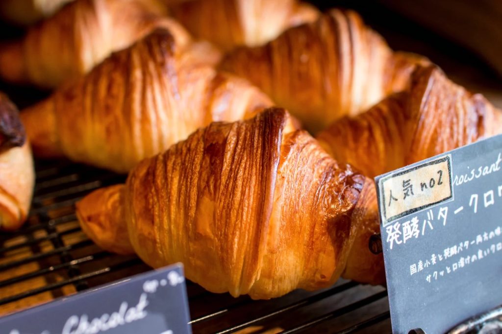 「発酵バターのクロワッサン」が、本日も焼き上がっています（2026.03.26）