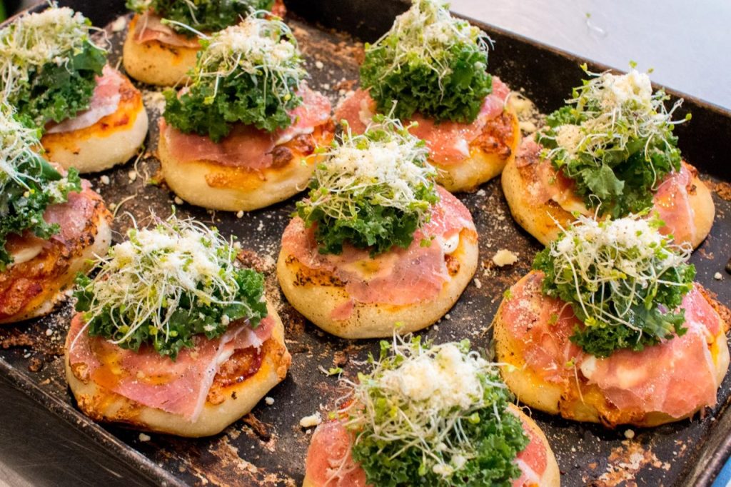 人気の「生ハムとマスカルポーネのフォカッチャ」、たくさんご用意しています（2026.04.18）