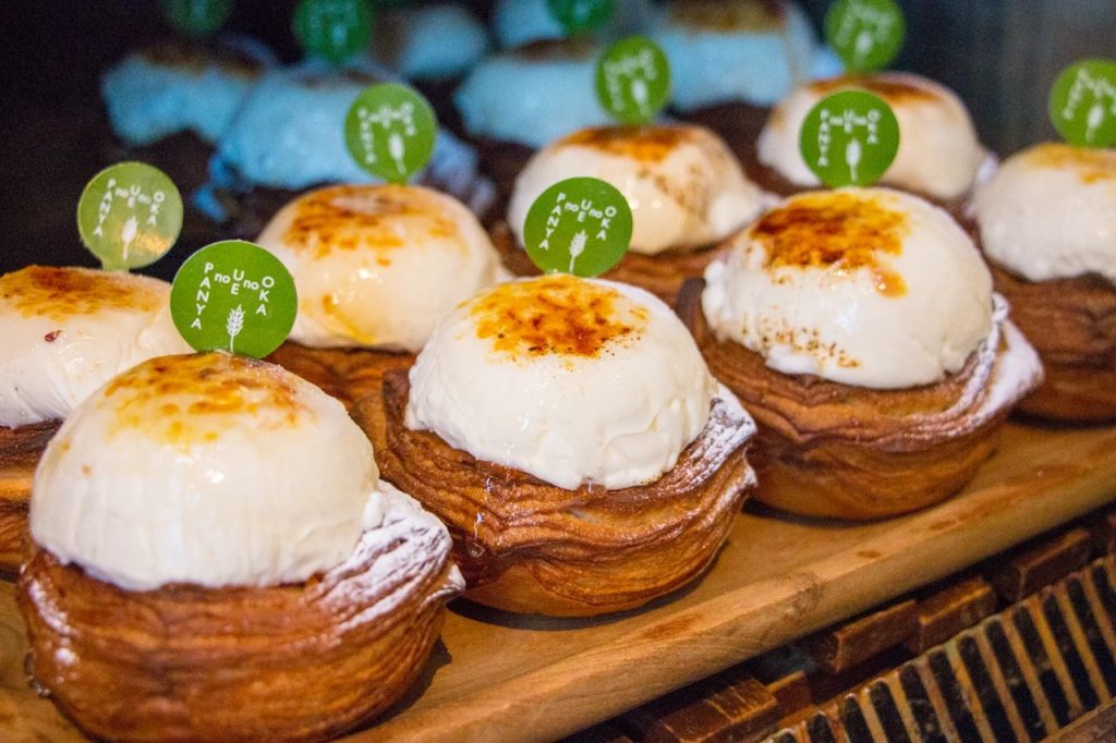 クリーミーでありながら後味はすっきり、定番商品の「レアチーズデニッシュ」本日もご用意しています（2026.04.22）